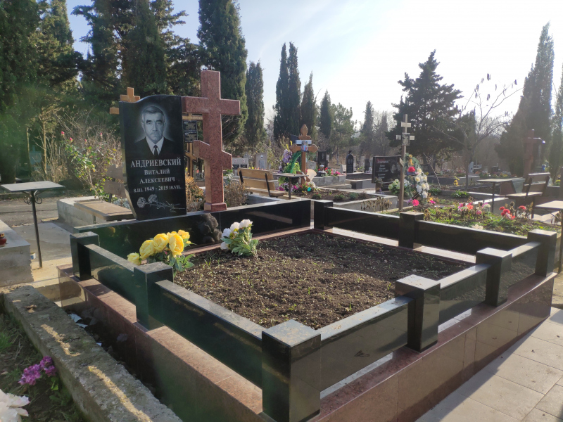 Установка памятника